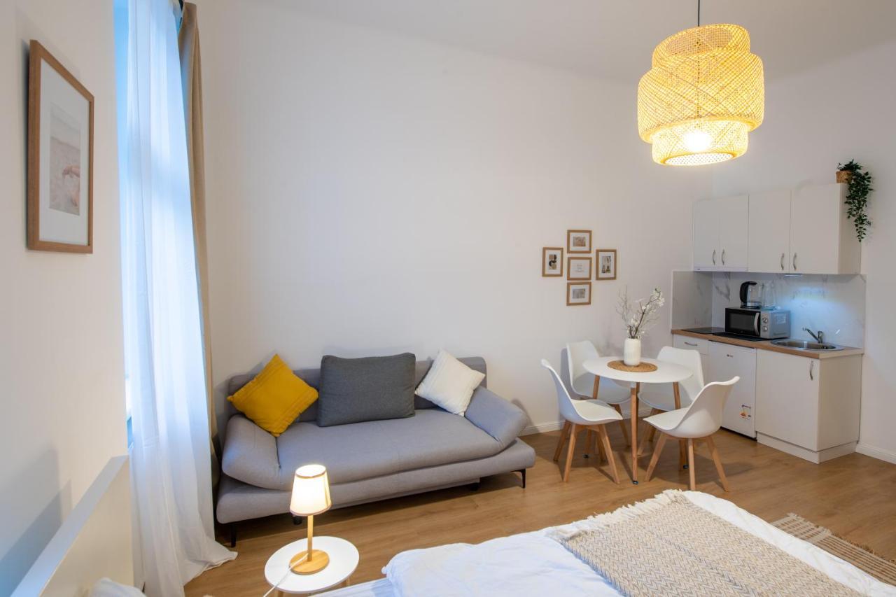 Vienna My City Apartment Bright Room Exterior photo