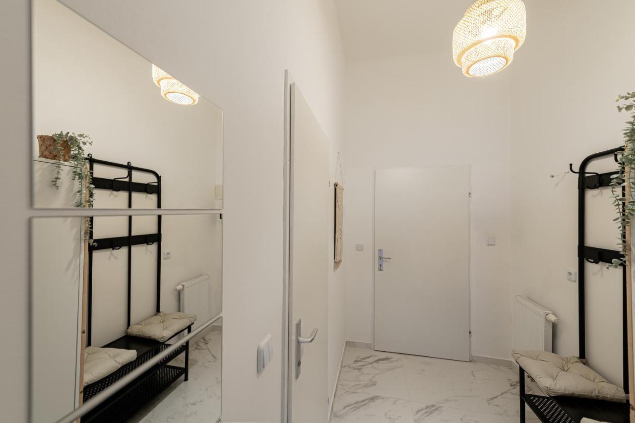 Vienna My City Apartment Bright Room Exterior photo